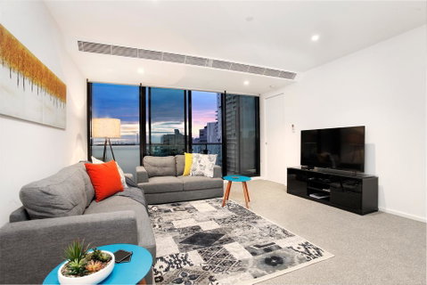 StayCentral On Lonsdale - Kawana Tourism 3