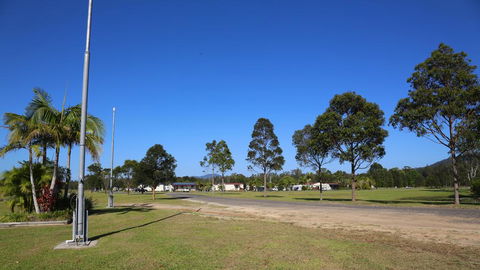 Stoney Park Holiday Park - Kawana Tourism 0