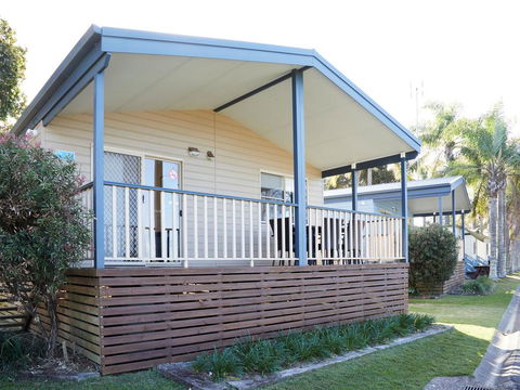 Stuarts Point Holiday Park - Kawana Tourism 1