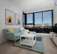 Stunning 2 bdrms APTParkville Free carparkwifi - Kawana Tourism