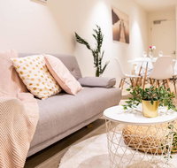 Stunning Opera Apartment-St Kilda Rd - Kawana Tourism