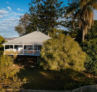Stunning Queenslander - Kawana Tourism