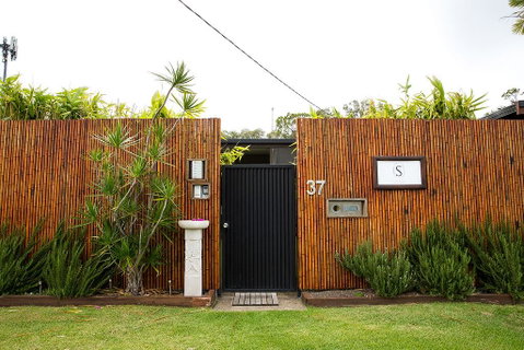 Suburban Sanctuary - Kawana Tourism 0