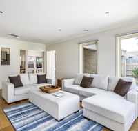 Summer Breeze - Kawana Tourism