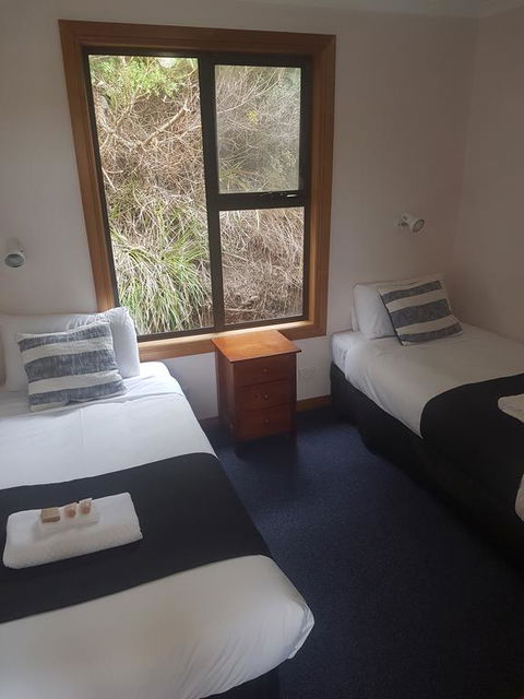 Sunset Holiday Villas - Kawana Tourism 2