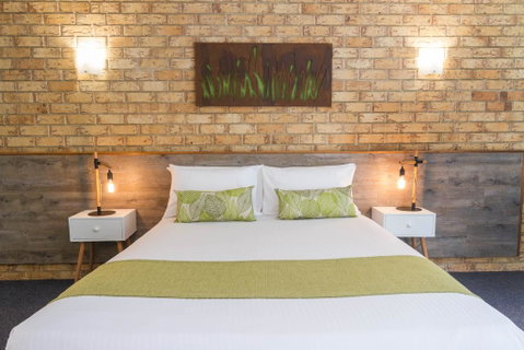 Sunshine Coast Motor Lodge - Kawana Tourism 3