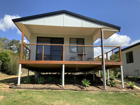 Sunshine Coast Retreat - Kawana Tourism 3