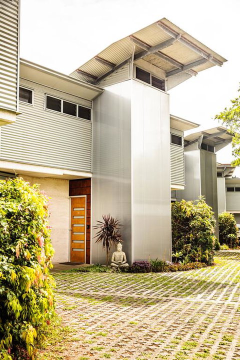 Sunworship Villas 3 And 4 - Kawana Tourism 3