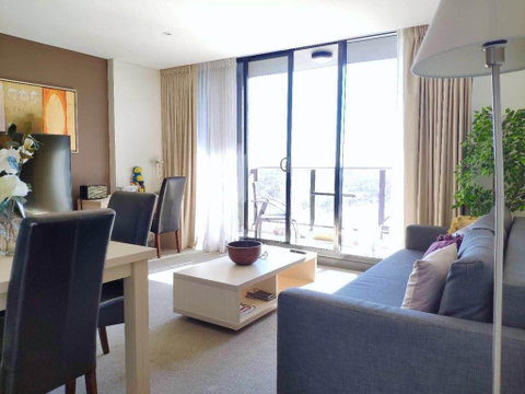 Super Luxurious Apartment On North Terrace - Kawana Tourism 0