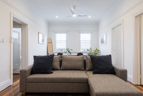 Surf Shack Coogee Beach - Kawana Tourism 2