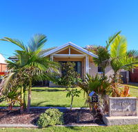 Surfside - Kawana Tourism