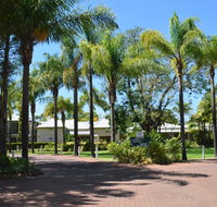 Swan Valley Oasis Resort - Kawana Tourism