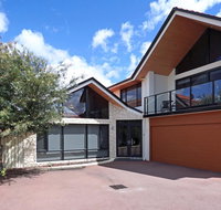 Swanriver Applecross Shortstays - Kawana Tourism