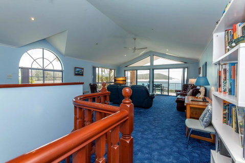 Tah Villa, 1/68 Marine Drive - Kawana Tourism 3