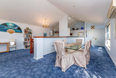 Tah Villa, 1/68 Marine Drive - Kawana Tourism 2