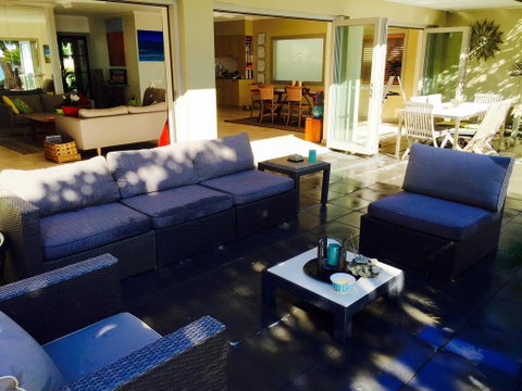 Tali Oak Beach House - Kawana Tourism 2