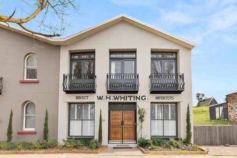 TARALGA TERRACES - Kawana Tourism 0