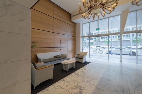 Tasha's Apartments On Morphett - Kawana Tourism 1