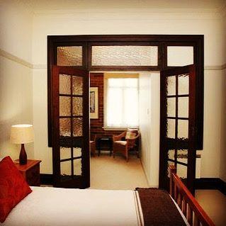 The Bank Guesthouse - Kawana Tourism 3