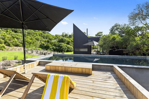 THE BATCH - St Andrews Beach - Kawana Tourism 3