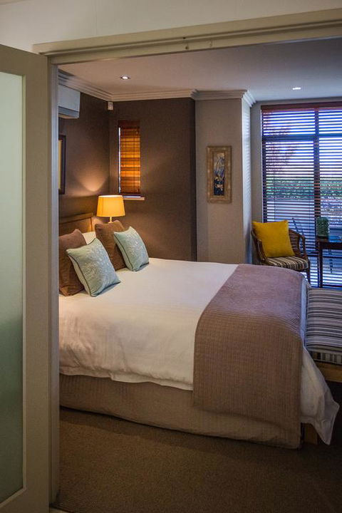 The Beach House At Bayside - Kawana Tourism 3