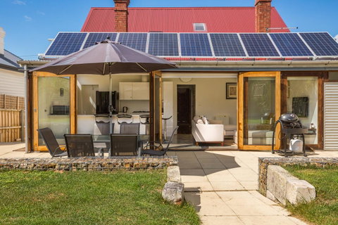 Brampton Cottage - Kawana Tourism 7