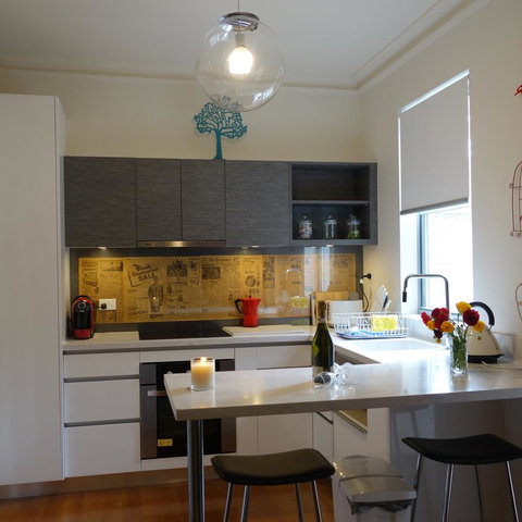 Patersonia Cottage - Kawana Tourism 13