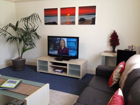 Moonah Central Apartments - Kawana Tourism 7