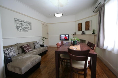 Moonah Central Apartments - Kawana Tourism 41