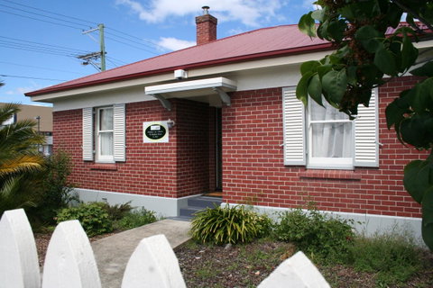 Moonah Central Apartments - Kawana Tourism 43