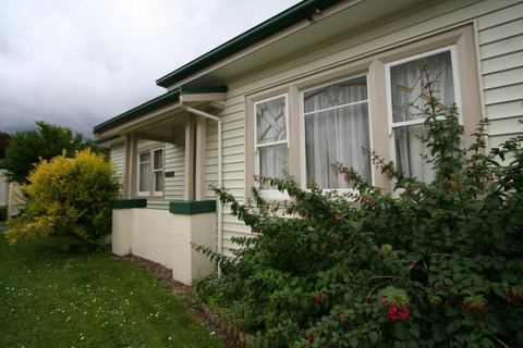 Moonah Central Apartments - Kawana Tourism 12