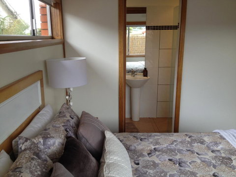 Ulverstone Boutique Accomodation - Kawana Tourism 41