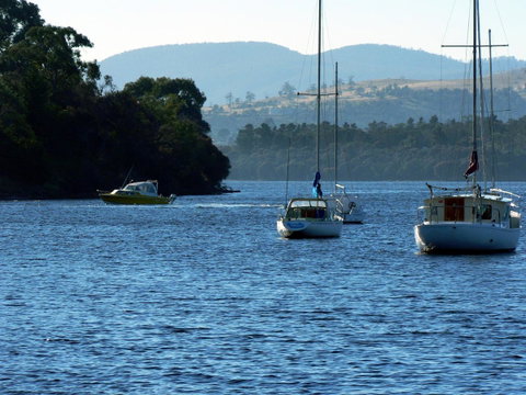 Derwent Retreat - Kawana Tourism 23