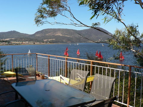 Derwent Retreat - Kawana Tourism 16