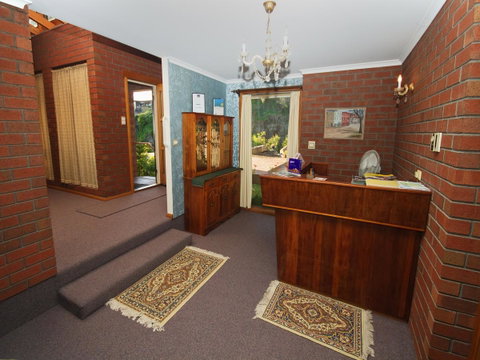 Derwent Retreat - Kawana Tourism 11