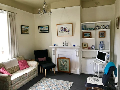 Eliza Cottage - Kawana Tourism 9
