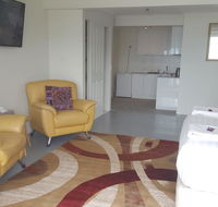 AppleBay Guest house - Kawana Tourism