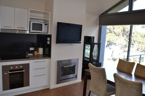 Lufra Hotel And Apartments - Kawana Tourism 15