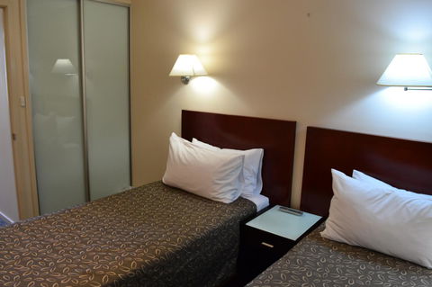 Lufra Hotel And Apartments - Kawana Tourism 4