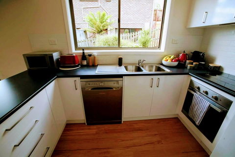 The View 2 Bed Unit With Stunning Hobart Outlook - Kawana Tourism 9