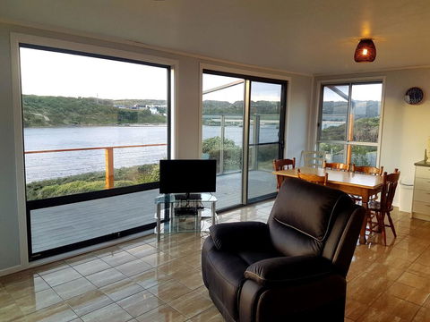 Ocean View Cottage - Kawana Tourism 11