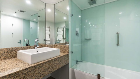 Hotel Grand Chancellor Hobart - Kawana Tourism 16