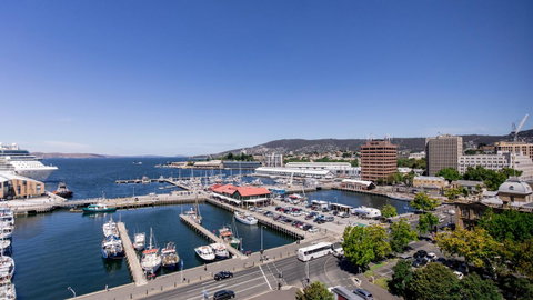 Hotel Grand Chancellor Hobart - Kawana Tourism 1