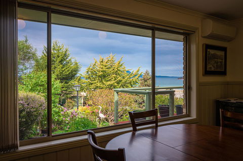 Maria Views Bed & Breakfast - Kawana Tourism 10