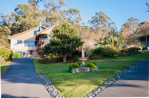 Maria Views Bed & Breakfast - Kawana Tourism 17
