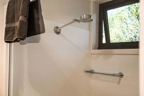 Cradle Mountain Wilderness Village - Kawana Tourism 23