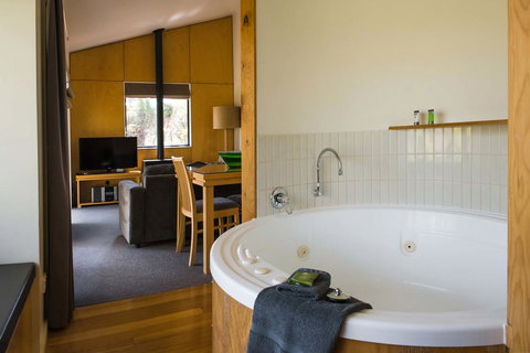 Cradle Mountain Wilderness Village - Kawana Tourism 20