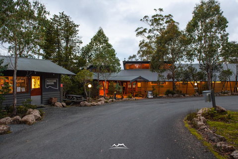 Cradle Mountain Wilderness Village - Kawana Tourism 3