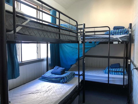 The Nook Backpackers - Kawana Tourism 17