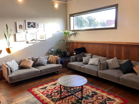 The Nook Backpackers - Kawana Tourism 0
